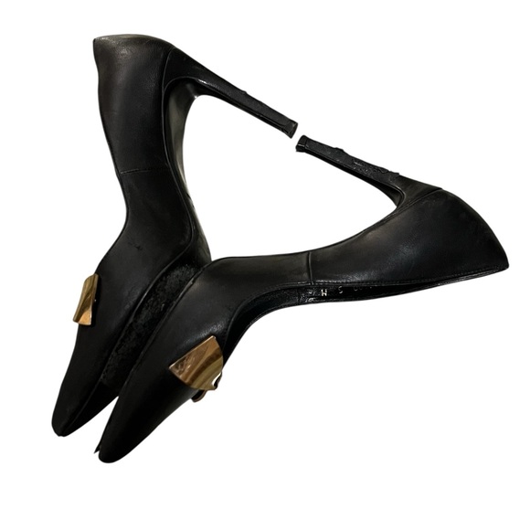 Stuart Weitzman Stanton 90 black leather heels with metallic gold bow accent - Picture 5 of 10